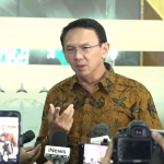 Eks Komisaris Utama PT Pertamina, Basuki Tjahaja Purnama (Ahok), usai memenuhi panggilan Kejagung RI untuk diperiksa sebagai saksi dalam kasus dugaan korupsi di Pertamina, Kamis (13/3/2025). (Foto: Tangkapan layar/ Ubay NA)