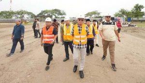 Tinjau Pembangunan Arena Muktamar ke-49 Muhammadiyah di Medan, Muhadjir: Luar Biasa!