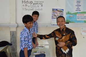 Kunjungi Yayasan Pendidikan Katolik di Serang, Wamendikdasmen Pastikan Pemerintah Hadir untuk Semua