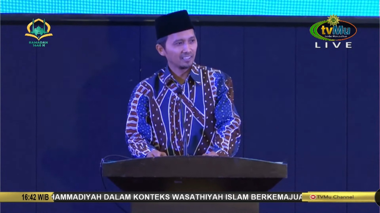 Ketua MPKSDI PP Muhammadiyah, Bachtiar Dwi Kurniawan, menyampaikan sambutan dalam Pembukaan Pengkajian Ramadan di UMJ, Kamis (6/3/2025). (Foto: Tangkapan layar/ Ubay)