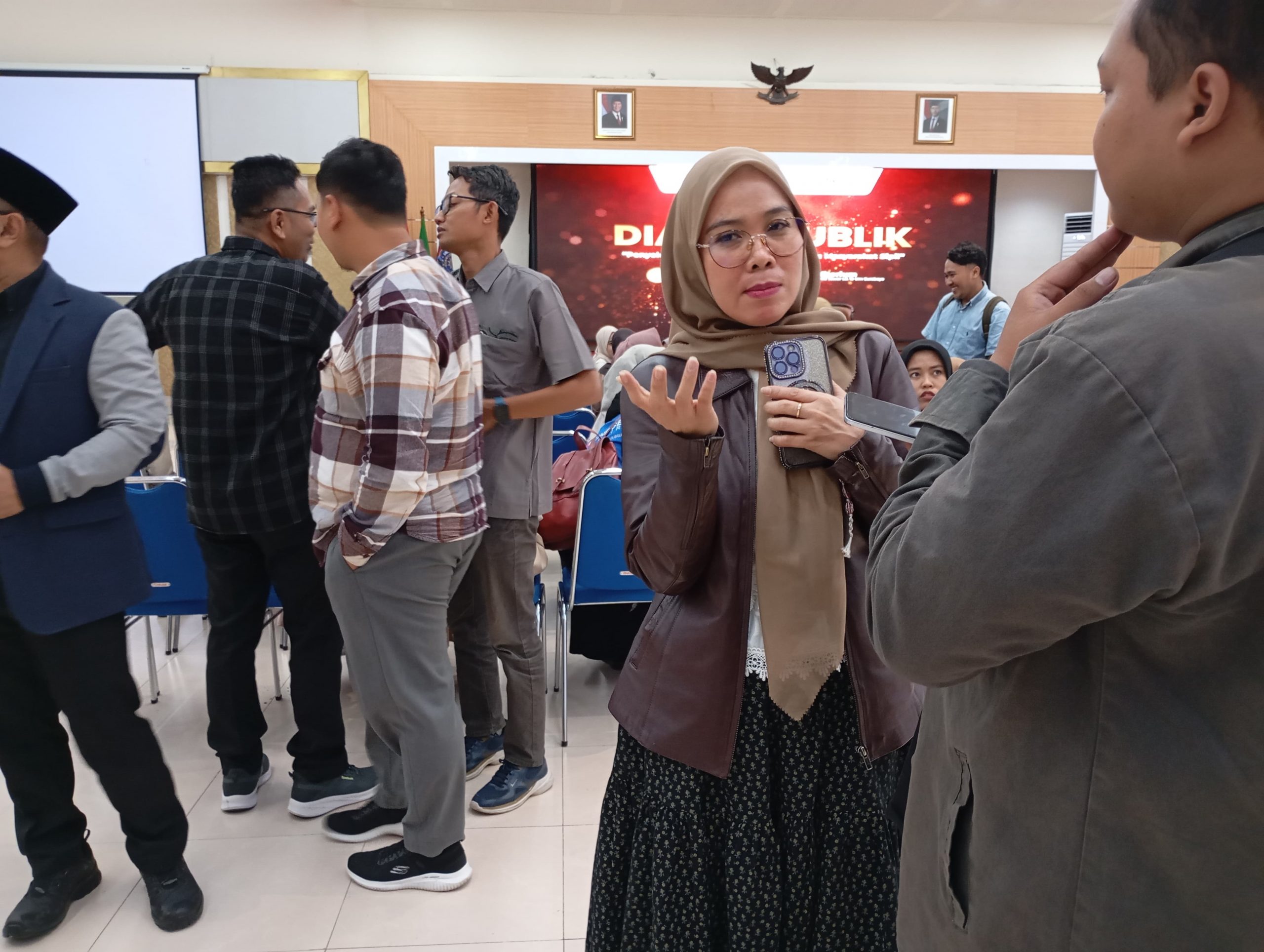 Anggota KPU RI, Iffa Rosita, usai menghadiri Dialog Publik yang digelar DPD IMM Jawa Timur di UM Surabaya, Jumat (7/3/2025). (Foto: Ubay NA)