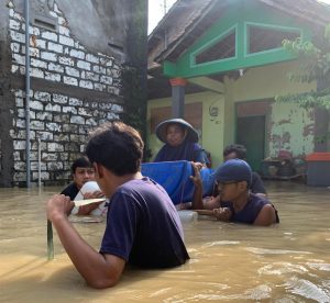Sekretaris Pemuda Muhammadiyah Gresik Kritik Lambannya Normalisasi Kali Lamong