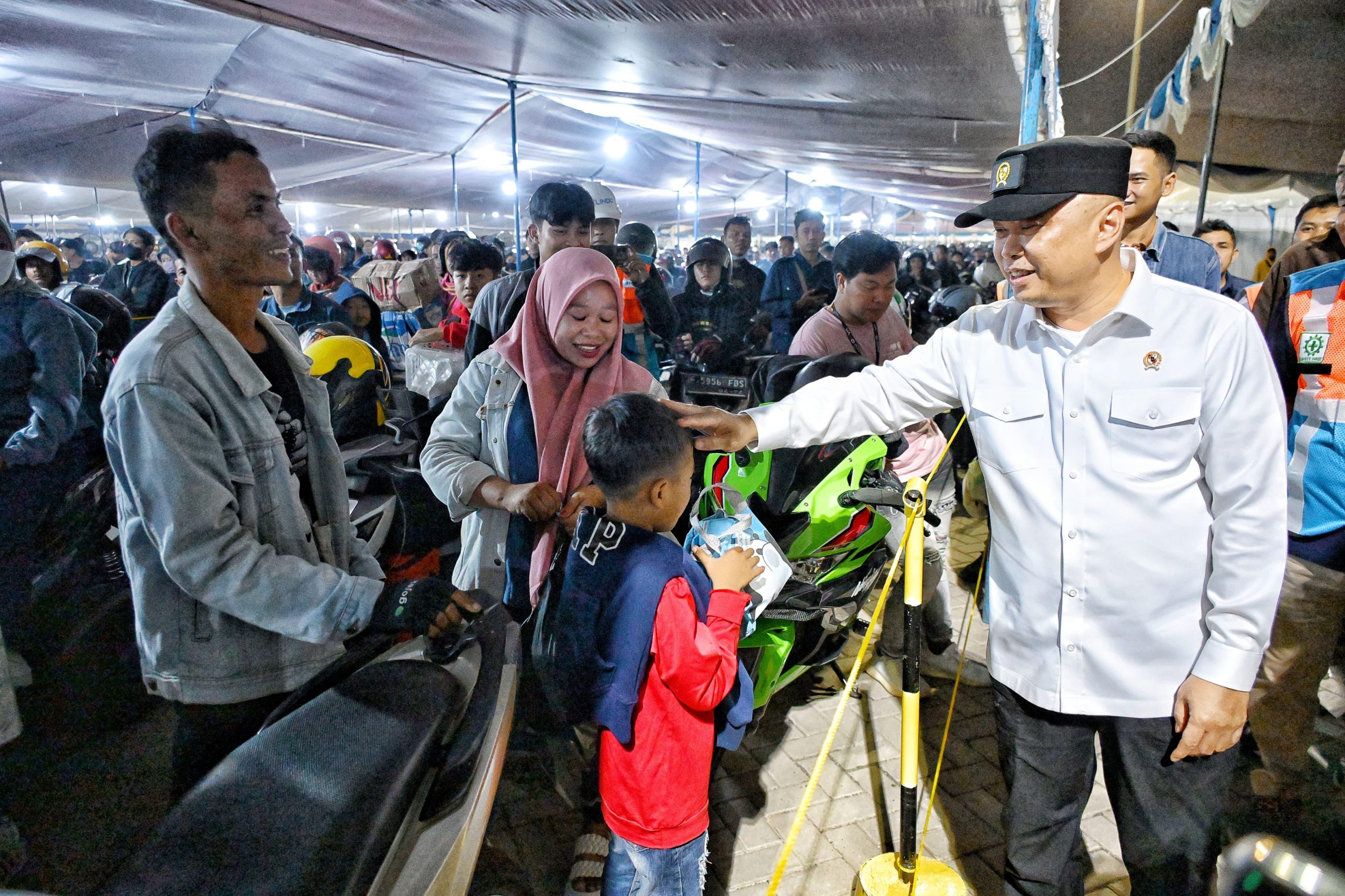 Kemenhub Operasikan 21 Kapal Layani Arus Mudik di Pelabuhan Ciwandan