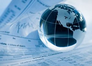 Menyikapi Ketidakpastian Global dan Pelemahan Daya Beli; Tantangan dan Peluang Perbankan Syariah Indonesia