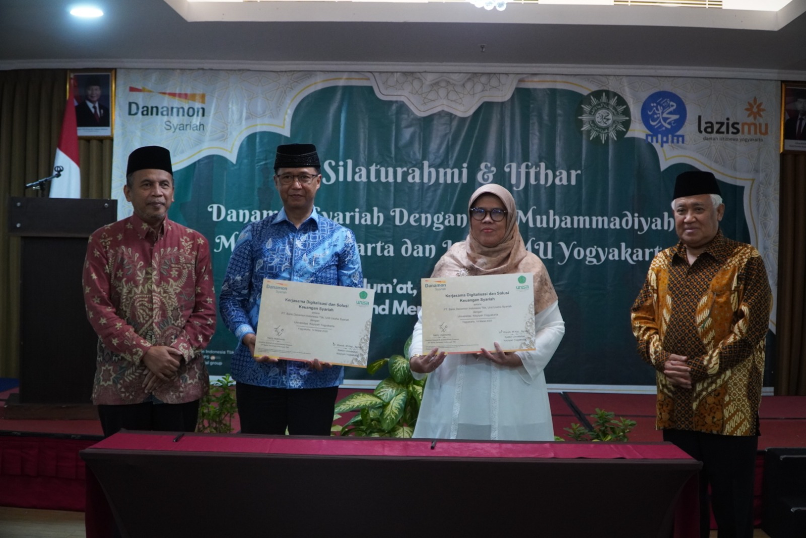 PP Muhammadiyah dan Bank Danamon Syariah sepakat perkuat kerja sama untuk mengembangkan ekonomi umat. (Foto: PP Muhammadiyah)