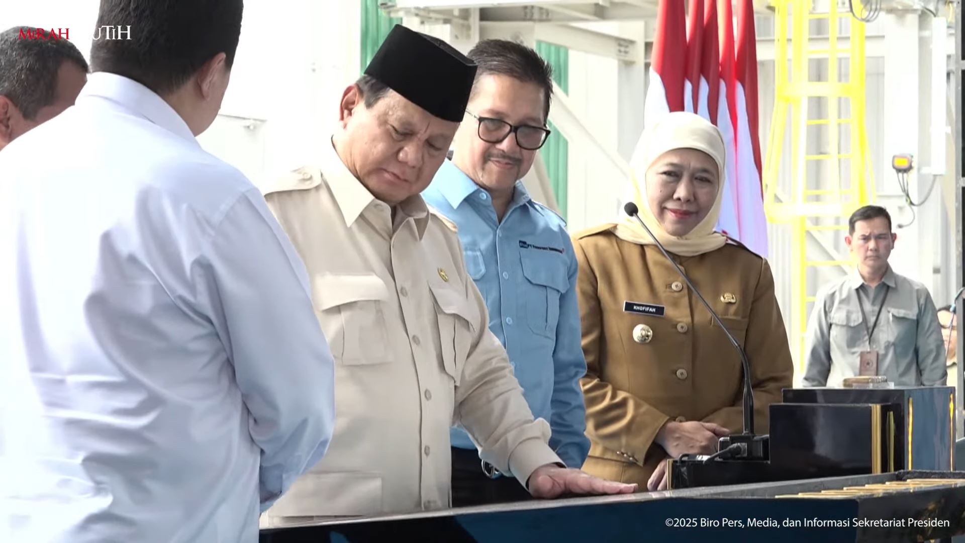 Presiden RI Prabowo Subianto meresmikan smelter PT Freeport Indonesia di Gresik, Jawa Timur. Smelter ini disebut-sebut menjadi pengolahan emas terbesar di dunia. (Foto: Tangkapan layar/ Ubay NA)