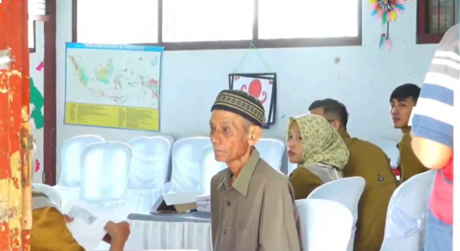 Pelaksanaan PSU Pilkada Magetan di TPS 001 Desa Nguri, Sabtu (22/3/2025). (Foto: Tangkapan layar/ KPU Magetan)