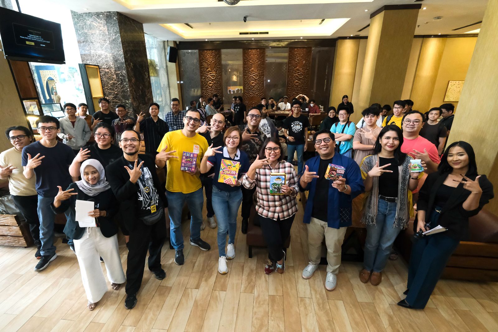 Wamenekraf Irene Umar resmikan Board Game Corner pertama di Indonesia yang berlokasi di Hotel Grand Sahid Jaya, Jakarta. (Foto: Humas Kementerian Ekraf)