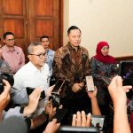 Menko Pangan Zulkifli Hasan (Zulhas) bersama Menko Infrastruktur dan Pembangunan Kewilayahan Agus Harimurti Yudhoyono (AHY), usai mengikuti Rakor Ketahanan Pangan Jatim di Gedung Negara Grahadi, Surabaya, Jumat (14/3/2025). (Foto:IST)