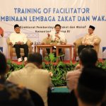 Dirjen Bimbingan Masyarakat (Bimas) Islam Kemenag RI, Abu Rokhmad, saat Training of Facilitator (ToF) Pembinaan Lembaga Zakat dan Wakaf di Jakarta, Selasa (18/3/2025). (Foto: Kemenag RI)