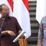 Gubernur Bali Wayan Koster, saat konferensi pers di Jayasabha, Denpasar, Ahad (6/4/2025). (Tangkapan layar/ Ubay NA)