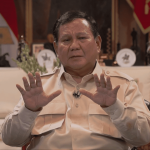 Presiden RI Prabowo Subianto saat berdiskusi dengan tujuh jurnalis senior dari sejumlah media nasional. (Foto: Tangkapan layar/ Ubay NA)