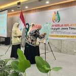 Gubernur Jatim Khofifah Indar Parawansa menghadiri Musykerwil I Nasyiatul Aisyiyah Jawa Timur, sekaligus meluncurkan dua buku bertema lingkungan hidup yang digagas PWNA Jatim. (Foto: IST)