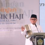 Wakil Kepala BP Haji, Dahnil Anzar Simanjuntak, saat membuka kegiatan Bimbingan Manasik Haji Nasional di Asrama Haji Pondok Gede, Jakarta, Sabtu (19/4/2025). (Foto: Kemenag RI)