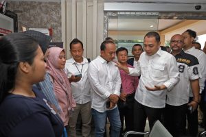 Eri Cahyadi Kunjungi Kantor Polisi, Kawal Laporan 31 Karyawan Terkait Dugaan Penahanan Ijazah