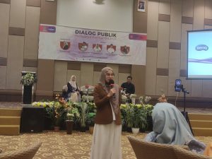 Pita Anjarsari Dorong Perempuan Lawan ‘Standar Sosial Media’