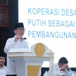 Mendes Yandri Susanto menyampaikan sambutan dalam Musdesus Pembentukan Koperasi Desa Merah Putih di Bandung, Jawa Barat, Senin (28/4/2025). (Foto: Humas Kemendes PDT)