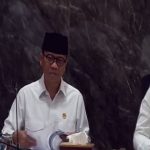 Mendes PDT Yandri Susanto dan Menko Bidang Pangan Zulkifli Hasan, saat Kick-off & Sosialisasi Instruksi Presiden Republik Indonesia No 9 Tahun 2025 secara virtual yang disiarkan di kanal YouTube Kemendes PDT. (Foto: Tangkapan layar/ Ubay NA)
