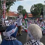Aksi Bela Palestina di depan Gedung Negara Grahadi, Surabaya, Sabtu (19/4/2025). (Foto: IST)