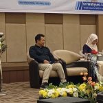 Ketua LHKP PWM Jatim Muhammad Mirdasy saat menyampaikan pengantar dalam Dialog Publik: Peringatan Hari Kartini 2025 di Dewarna Hotel & Convention Bojonegoro, Jumat (25/4/2025). (Foto: Ubay NA)