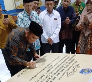 Kepala Sekolah Zaman Now: Rajin Cari Partner, Bukan Cuma Duduk di Kantor