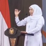 Gubernur Jatim Khofifah Indar Parawansa saat Sosialisasi SPMB Gelombang IV di Batu Suki Hotel, Kota Batu, Rabu (16/4/2025). (Foto: Tangkapan layar/ Ubay NA)