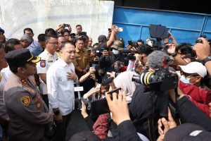 CV Sentoso Seal Disegel Karena Tidak Punya TDG, Polemik Penahanan Ijazah Masih Berlangsung