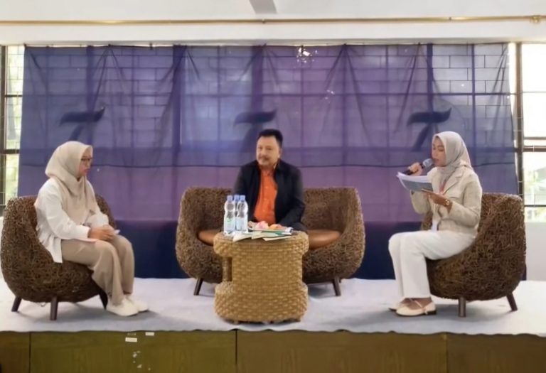 peluncuran buku Tradisi-Tradisi Kampung