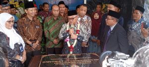 Resmikan Smamda Dormitory, Mendikdasmen: Membangun Karakter dan Kemandirian Sekolah