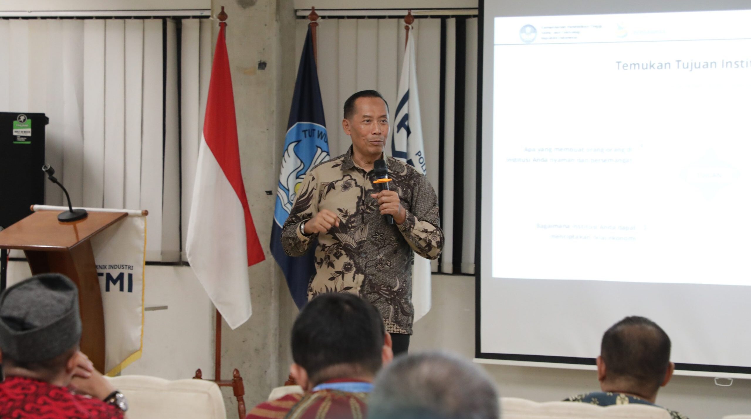 Wamen Fauzan Dorong Politeknik Swasta Jadi Kampus Berdampak, Fokus Pada Keunggulan Program Studi