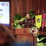 Wamendiktisaintek Prof Dr Fauzan MPd, saat menghadiri Forum Komunikasi Komite Audit PTN-BH 2025 di Auditorium Universitas Negeri Yogyakarta (UNY), Kamis (8/5/2025). (Foto: Humas Kemdiktisaintek)