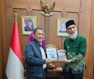 Anis Matta Ajak Masyarakat Indonesia Membaca Buku Strategi Pembebasan Al-Aqsa Karya Prof El-Awaisi