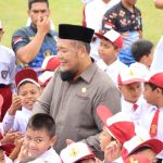 Wakil Ketua DPRK Aceh Tengah, H. Hamdan S.H., saat menghadiri upacara peringatan Hari Kebangkitan Nasional ke-117 di Lapangan Setdakab Kabupaten Aceh Tengah, Selasa (20/5/2025). (Foto: Rizki Maulizar/ IST)