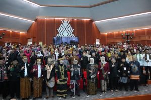 Gelar FTBIN 2025, Kemendikdasmen Berikan Penghargaan Atas Komitmen Pelestarian Bahasa Daerah