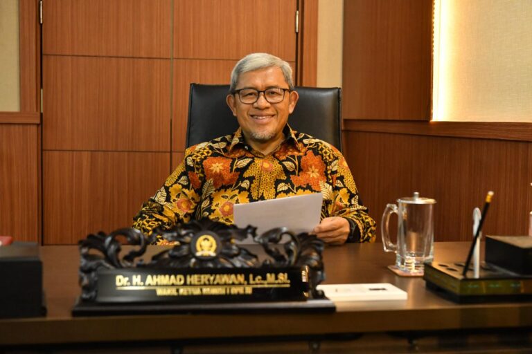 Harapan untuk Paus Leo XIV, DPR Optimis Lanjutkan Seruan Perdamaian dan Pembelaan Palestina