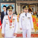 Gubernur dan Wakil Gubernur Jawa Timur, Khofifah Indar Parawansa dan Emil Elestianto Dardak. (Foto: Kominfo Jatim)