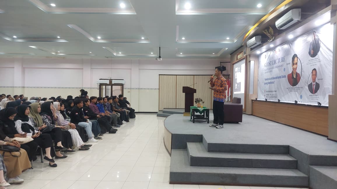 Komitmen Internasionalisasi, FSTP UMLA Gelar Guest Lecture Kupas Soal Analisis Data Statistik