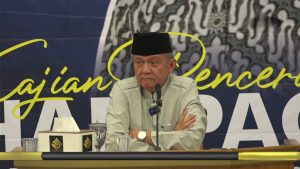 Anwar Abbas Ingatkan Warga Persyarikatan agar Tidak Terlena