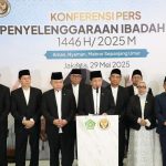 Menteri PPPA Arifatul Choiri Fauzi (tiga dari kanan) saat konferensi pers penyelenggaraan ibadah haji. (Foto: RRI)