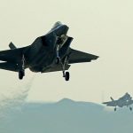 Jet tempur F-35 buatas AS yang dioperasikan militer Israel. Iran mengklaim telah menembak jatuh sejumlah pesawat tempur canggih ini sejak meletus perang Israel-Iran. (Foto: IRNA)