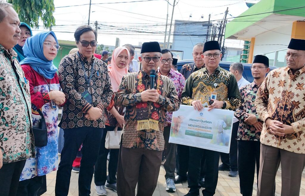 Wujud Tanggung Jawab Sosial Terhadap Masyarakat, Kemendikdasmen Tebar Ratusan Hewan Kurban ke 35 Provinsi