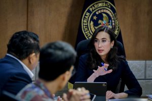 Polemik Tambang Nikel Raja Ampat, Menpar: Pembangunan Harus Jaga Keseimbangan Ekologi