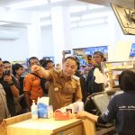 Wali Kota Surabaya Eri Cahyadi saat melakukan sidak. (Foto: IST)
