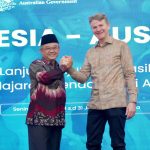 Mendikdasmen Abdul Mu'ti bersama Duta Besar Australia Rod Brazier di Jakarta. (Foto: Humas Kemendikdasmen)