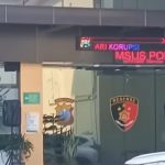 Halaman Polda Jatim pagi tadi sebelum kedatangan Khofifah, Kamis (10/7/2025). (Foto: Dok. /IST)