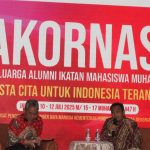 Prof Dr Irwan Akib saat menjadi pembicara dalam sesi utama Rakornas Fokal IMM, Sabtu (12/7/2025). (Foto: Dok. Panitia)