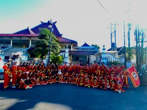 Ribuan Pendekar Tapak Suci Longmarch dan Bagi Sembako Serentak di Jember