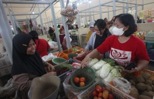TPID Surabaya Klaim Harga Bahan Pokok, Cabai, dan Tomat Masih Stabil