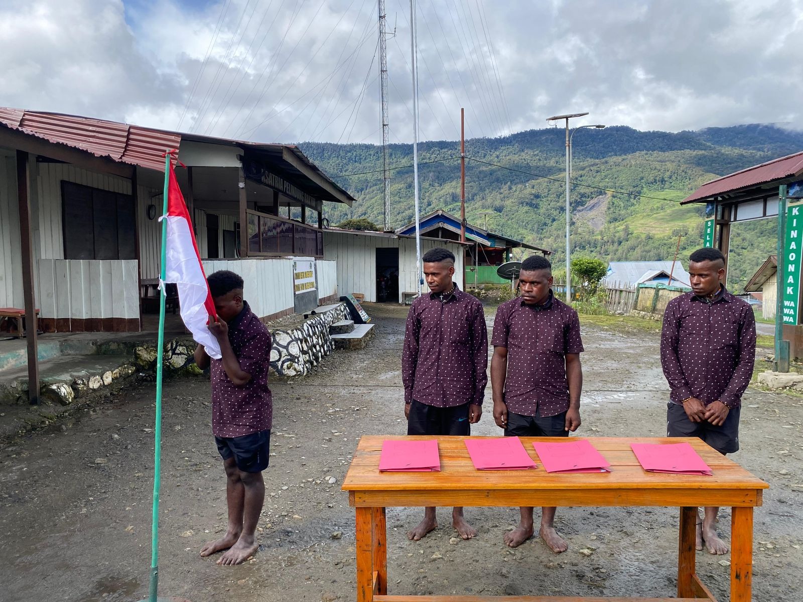 Empat Anggota KKB Sinak Kembali ke Pangkuan NKRI