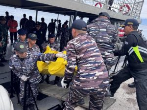Korban Tewas Jadi Tujuh, KRI Pulau Fanildo Temukan Satu Jenazah di Selat Bali